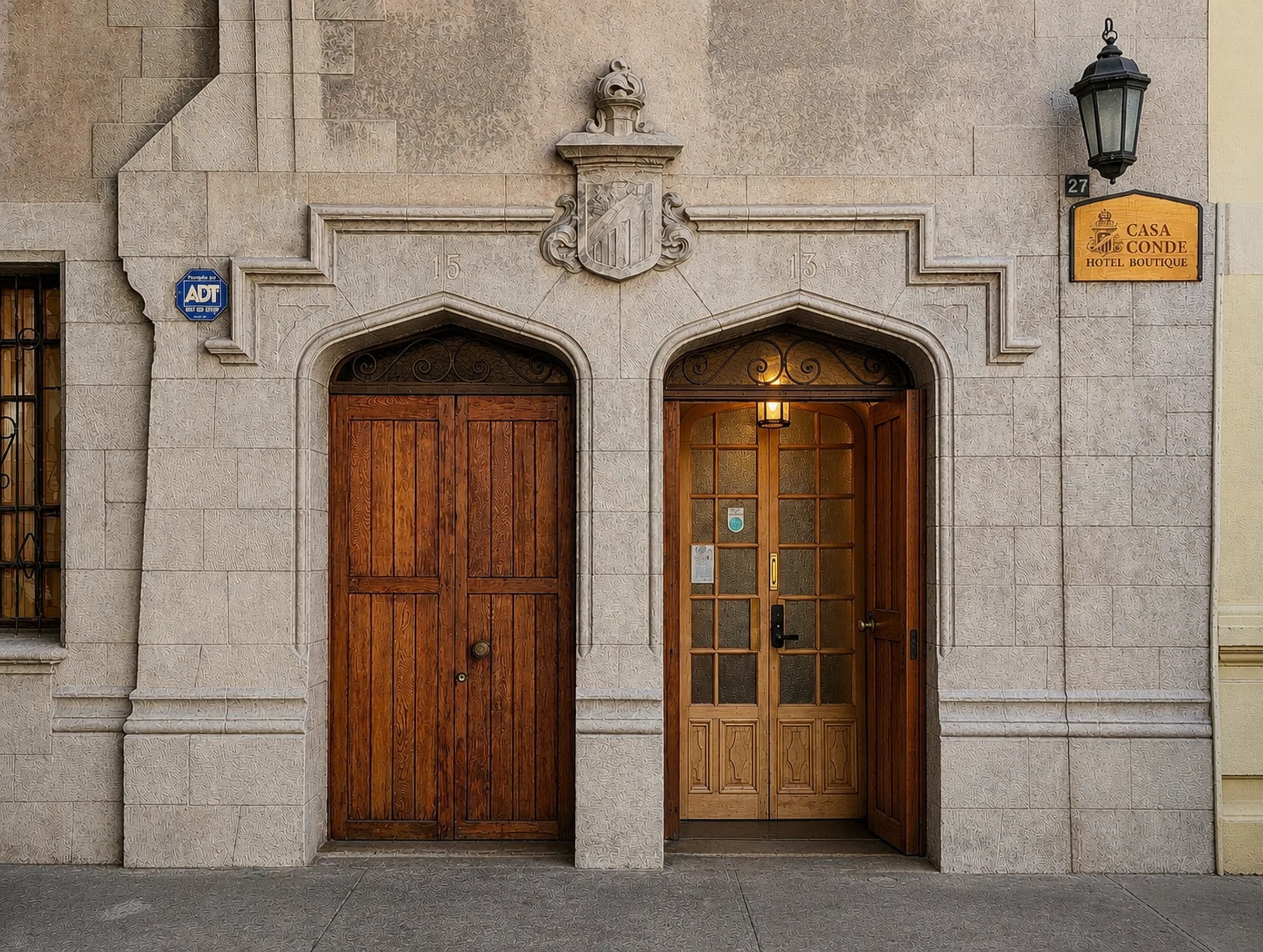 Stone facade of Hotel Boutique Casa Conde in Barrio Concha y Toro